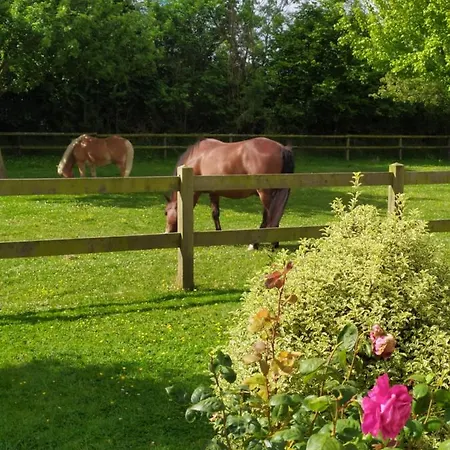 Le Clos Marie Bed & Breakfast 4*