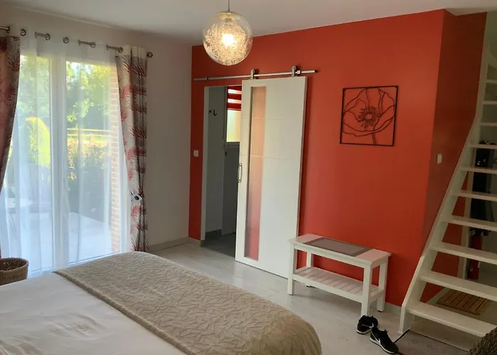 Le Clos Marie Bed & Breakfast 4*